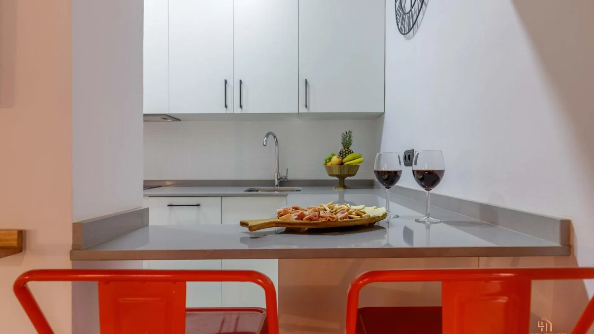 Living4Malaga Rustic Chic Apartment