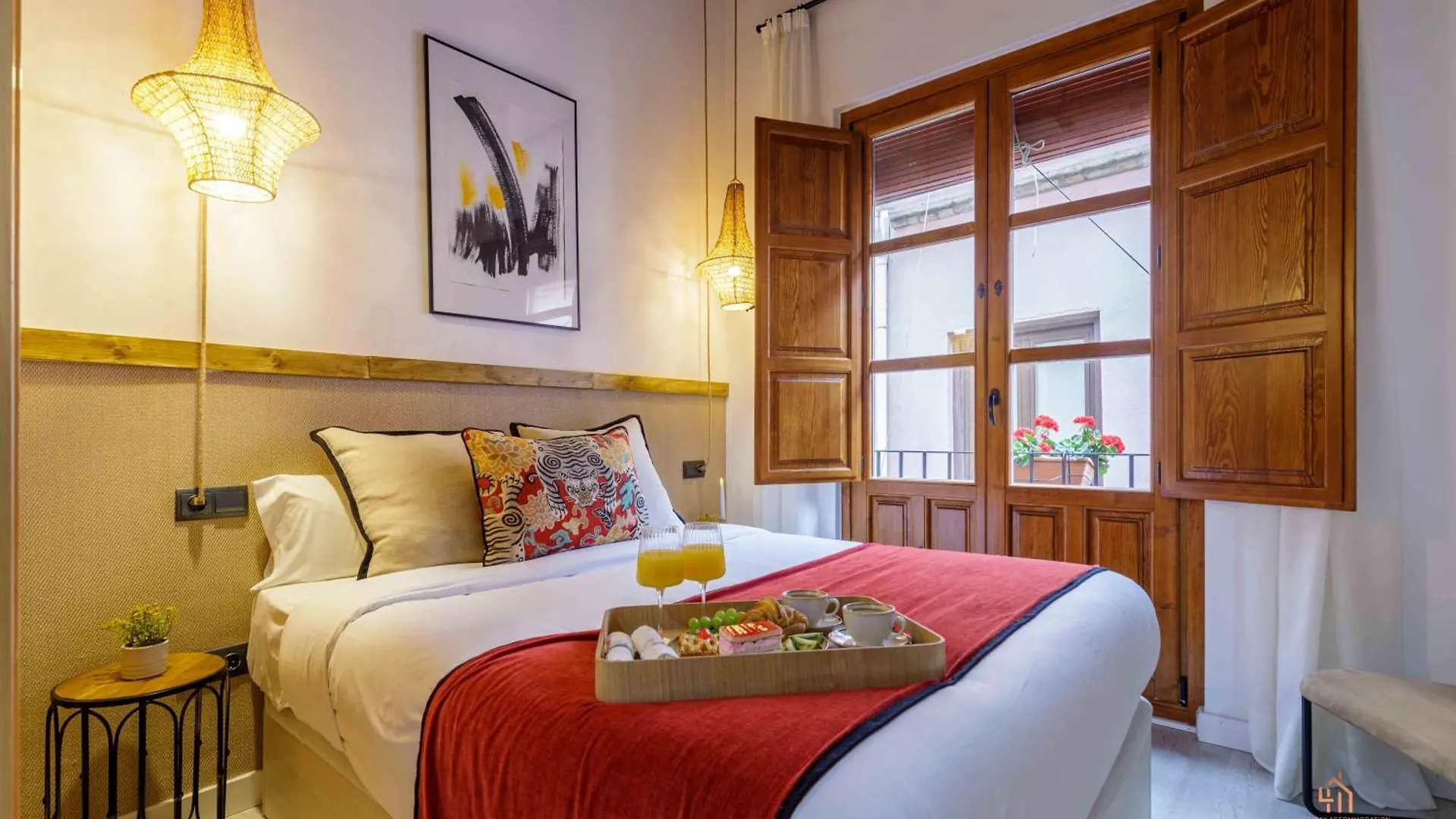 Living4Malaga Rustic Chic Apartment